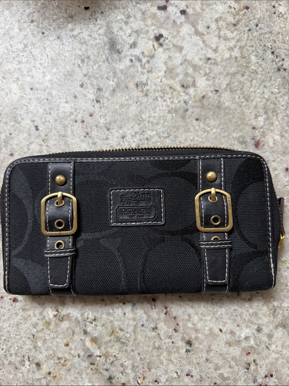 Coach Black Gold Buckle Wallet Y2K Leather Print Zipper Closure Vintage